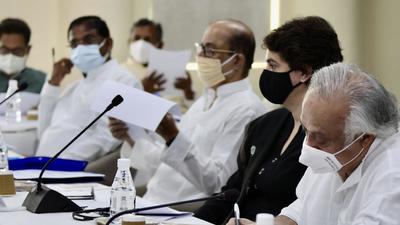 Congress leader Priyanka Gandhi Vadra with other leaders during the CWC Meeting at AICC in New Delhi on Saturday. (HT PHOTO.) Congress leader Priyanka Gandhi Vadra with other leaders during the CWC Meeting at AICC in New Delhi on Saturday. (HT PHOTO.)