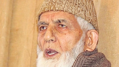 SRINAGAR ---10JAN 2011----- Chairman of the hardline faction of the All Party Hurriyat Conference Syed Ali Shah Geelani addressing a press conference at his residence in Srinagar on Monday..(.HT PHOTO/ WASEEM ANDRABI) (Hindustan Times) SRINAGAR ---10JAN 2011----- Chairman of the hardline faction of the All Party Hurriyat Conference Syed Ali Shah Geelani addressing a press conference at his residence in Srinagar on Monday..(.HT PHOTO/ WASEEM ANDRABI) (Hindustan Times)