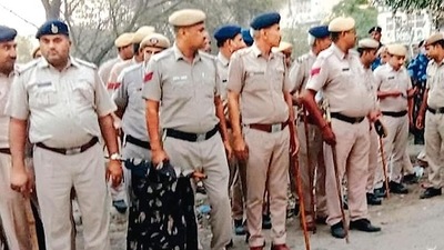 Police personnel at the Singhu border site where a 35-year-old man was found tied to a barricade on October 15, 2021. (Manoj Dhaka/HT Photo) Police personnel at the Singhu border site where a 35-year-old man was found tied to a barricade on October 15, 2021. (Manoj Dhaka/HT Photo)