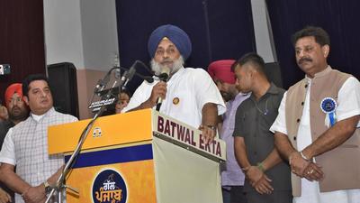 Punjab power surplus was also a key platform for Sukhbir in the previous regime; now he claims the state has failed to keep pace with demand. (Gurpreet Singh/HT) Punjab power surplus was also a key platform for Sukhbir in the previous regime; now he claims the state has failed to keep pace with demand. (Gurpreet Singh/HT)