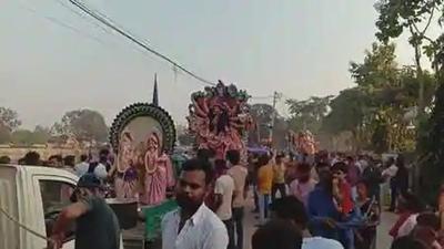 Idols being taken for immersion in Prayagraj district of Uttar Pradesh on Friday . (REPRESENTATIVE IMAGE ) Idols being taken for immersion in Prayagraj district of Uttar Pradesh on Friday . (REPRESENTATIVE IMAGE )