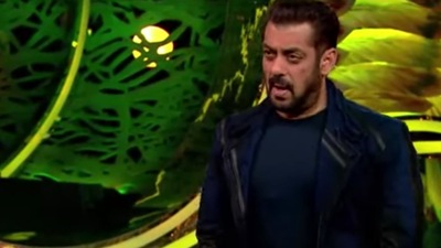 Salman Khan during the Bigg Boss Weekend Ka Vaar episode.