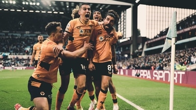 Premier League: Wolves score 3 late goals to beat Aston Villa 3-2 (TWITTER)