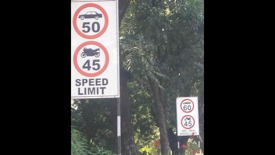 As per updated rules, speed limits for light motor vehicles in Chandigarh are 60km/h on roads with dividers and 50km/h on roads without them. (HT Photo)