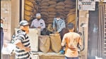 Residents at a Delhi govt ration store. (Raj K Raj/HT Archive) Residents at a Delhi govt ration store. (Raj K Raj/HT Archive)