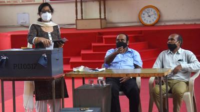 Teachers casting their votes in the PU senate elections at the varsity’s Law Auditorium in Chandigarh on Sunday. (Keshav Singh/HT) Teachers casting their votes in the PU senate elections at the varsity’s Law Auditorium in Chandigarh on Sunday. (Keshav Singh/HT)