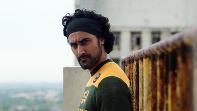 Actor Kunal Kapoor played the role of Aslam in the film Rang de Basanti.