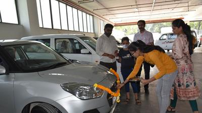 Vehicle sales during the festival of Dusserah this year have been lower than 2020, as per data on new vehcles registered released by the Pune Regional Transport Office (RTO). (HT PHOTO)