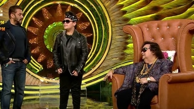 Salman Khan welcomes Bappi Lahiri and his grandson on Bigg Boss 15.