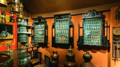 Elaborate range of antique liquor and glassware at 'All About Alcohol' museum in Candolim, Goa.&nbsp; (Instagram/@alcoholmuseum)