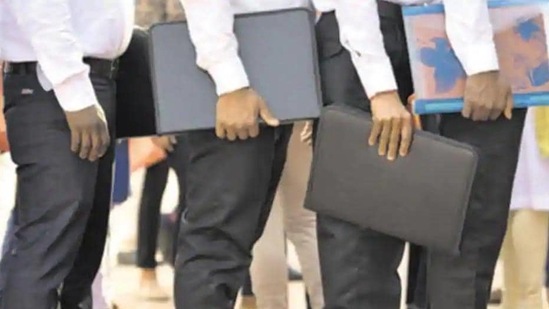 BECIL invites job applications from graduates, others; check vacancy details(HT file) BECIL invites job applications from graduates, others; check vacancy details(HT file)