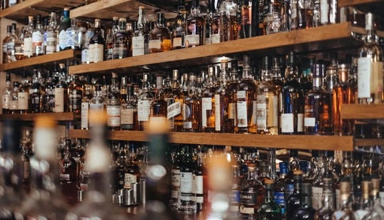 India's first museum dedicated to alcohol has opened its doors to 'spirited' enthusiasts in Goa.(Unsplash) India's first museum dedicated to alcohol has opened its doors to 'spirited' enthusiasts in Goa.(Unsplash)