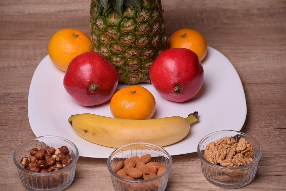 Consume vitamin C and zinc-rich foods for good health along with "garlic, ginger, Indian garam masala, turmeric, raw honey and tulsi. (Pixabay) Consume vitamin C and zinc-rich foods for good health along with "garlic, ginger, Indian garam masala, turmeric, raw honey and tulsi. (Pixabay)