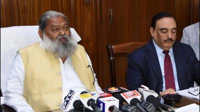 Haryana health minister Anil Vij unveiling the serological survey report in Chandigarh on Monday. (HT Photo) Haryana health minister Anil Vij unveiling the serological survey report in Chandigarh on Monday. (HT Photo)
