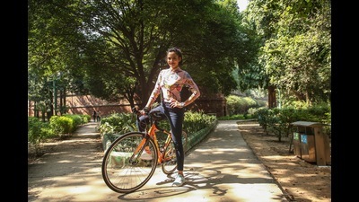 Actor Samikssha Batnagar loves spending time at the Lodhi Gardens to unwind, and feels cycling is a great way to reduce pollution. (Photo: Raajessh Kashyap/HT)