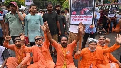 Bangladeshi Hindus stage a demonstration in Dhaka to protest against the fresh religious violence against Hindus in the country. (AFP Photo) Bangladeshi Hindus stage a demonstration in Dhaka to protest against the fresh religious violence against Hindus in the country. (AFP Photo)