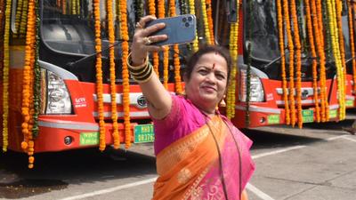 Mayor Kishori Pednekar on Monday cautioned that the threat of the third wave of the Covid-19 pandemic is not yet over. She also said that the Brihanmumbai Municipal Corporation (BMC) is ready to vaccinate around 3 million children, but is waiting for guidelines from the Central government. (ANI) Mayor Kishori Pednekar on Monday cautioned that the threat of the third wave of the Covid-19 pandemic is not yet over. She also said that the Brihanmumbai Municipal Corporation (BMC) is ready to vaccinate around 3 million children, but is waiting for guidelines from the Central government. (ANI)