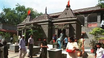 The Aurangabad bench of the Bombay high court (HC) has restrained the Maharashtra government-appointed new managing committee from taking charge of the affairs of the Shri Saibaba Sansthan in Shirdi and directed the ad-hoc committee appointed by HC in 2019 to continue until further orders. (HT FILE) The Aurangabad bench of the Bombay high court (HC) has restrained the Maharashtra government-appointed new managing committee from taking charge of the affairs of the Shri Saibaba Sansthan in Shirdi and directed the ad-hoc committee appointed by HC in 2019 to continue until further orders. (HT FILE)