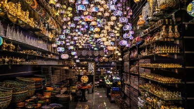 Visit Traditional Markets: Instead of visiting high-end stores, you can go to the traditional markets like Spice Souk and Gold Souk and find traditional merchandise to take back home. (Unsplash) Visit Traditional Markets: Instead of visiting high-end stores, you can go to the traditional markets like Spice Souk and Gold Souk and find traditional merchandise to take back home. (Unsplash)