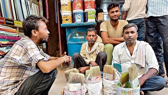 All the labourers are from Aligarh district in UP. “Hardly any work there,” says Malik. All the labourers are from Aligarh district in UP. “Hardly any work there,” says Malik.