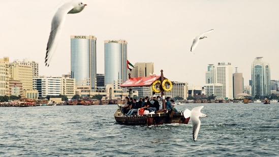 Abra Ride (Water Taxi): Go on a fun Abra Ride. It is not just cheap but also very exciting. This ride will connect you to the history of the place.(Unsplash)