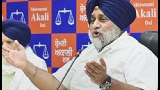 SAD president Sukhbir Singh Badal has said the issue of BSF jurisdiction in Punjab impacted on federalism and needed to be handled well. (HT Photo)
