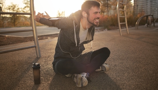 The super-comfortable track pants are a wardrobe staple for men.(Pexels) The super-comfortable track pants are a wardrobe staple for men.(Pexels)