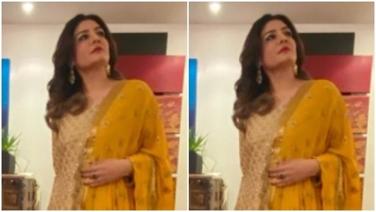 In open tresses, eyeliner, red lipstick and classic golden jhumkas, Raveena Tandon is already welcoming Diwali.(Instagram/@officialraveenatandon)