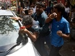 A clash between BJP and TMC supporters during an election campaign for Bhabanipur by-election, in Kolkata (Image for representation)(Saikat Paul) A clash between BJP and TMC supporters during an election campaign for Bhabanipur by-election, in Kolkata (Image for representation)(Saikat Paul)