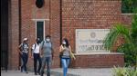 Like previous years, of the around 280,000 applicants to DU this year, only 40% of the aspirants (115,000) are from Delhi-NCR areas (Representative photo/HT Archive) Like previous years, of the around 280,000 applicants to DU this year, only 40% of the aspirants (115,000) are from Delhi-NCR areas (Representative photo/HT Archive)