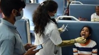 Cumulatively a total of 4,95,74,033 samples have been tested for Covid-19 in Karnataka, of which 85,022 were tested on Tuesday alone. (HT_PRINT) Cumulatively a total of 4,95,74,033 samples have been tested for Covid-19 in Karnataka, of which 85,022 were tested on Tuesday alone. (HT_PRINT)
