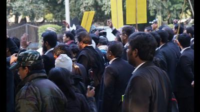 The work boycott call was given by the Bar Council of Uttar Pradesh. The work boycott call was given by the Bar Council of Uttar Pradesh.