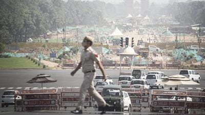 The air quality index on Sunday had shot up to 298 and was categorised as “poor”, leading to breathing discomfort on prolonged exposure. (Hindustan Times Photo/File/Representative use) The air quality index on Sunday had shot up to 298 and was categorised as “poor”, leading to breathing discomfort on prolonged exposure. (Hindustan Times Photo/File/Representative use)