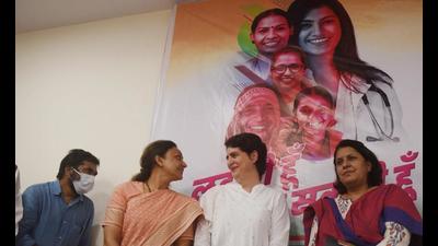 AICC general secretary Priyanka Gandhi Vadra poses with the banner after she announced 40% tickets to women in the upcoming 2022 assembly elections in UP during a press conference in Lucknow. (Deepak Gupta/HT Photo) AICC general secretary Priyanka Gandhi Vadra poses with the banner after she announced 40% tickets to women in the upcoming 2022 assembly elections in UP during a press conference in Lucknow. (Deepak Gupta/HT Photo)