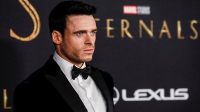 Richard Madden poses at the Eternals premiere. (REUTERS) 