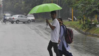 On Monday, following light rain, the day temperature had dropped to 24 degrees Celsius, making it the coldest October day in Chandigarh in 10 years. (Keshav Singh/HT)
