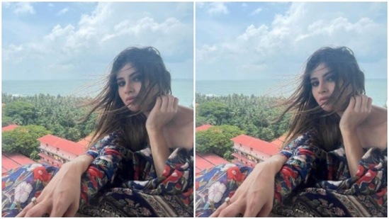 In a blue salwar suit, Mouni Roy posed for multiple pictures.(Instagram/@imouniroy)