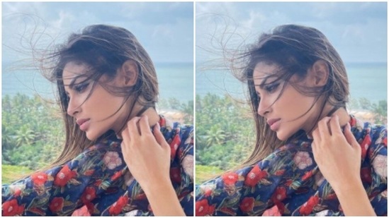 Mouni summed up her travel experience in just a few words – “Sea on the right, back waters on the left.”(Instagram/@imouniroy)