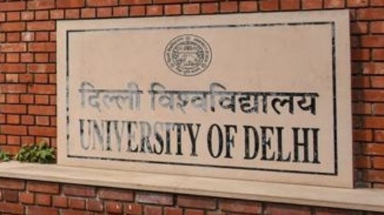 DU 3rd cut off: Over 7,900 applications approved by DU college principals (Raj K Raj/HT Photo) DU 3rd cut off: Over 7,900 applications approved by DU college principals (Raj K Raj/HT Photo)