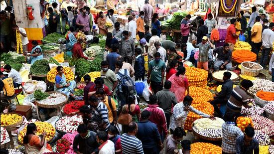 After Bengaluru Urban, Mysuru logged the highest of 37 new infections, Dakshina Kannada 24, Hassan 23, and Uttara Kannada 19. (Agencies)