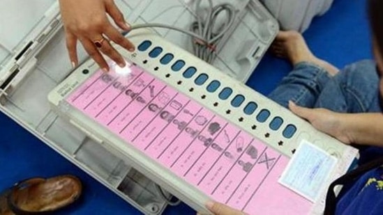 The lawmaker cited that it is necessary to ensure free and fair elections in the upcoming bypolls to Dinhata (Coochbehar), Santipur (Nadia), Gosaba (South 24 Parganas) and Khardah (North 24 Parganas) constituencies.(PTI)