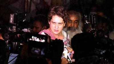 Congress general secretary Priyanka Gandhi Vadra launched a sharp attack on the Yogi Adityanath-led UP government over the death of the Dalit sanitation worker in Agra. Congress general secretary Priyanka Gandhi Vadra launched a sharp attack on the Yogi Adityanath-led UP government over the death of the Dalit sanitation worker in Agra.