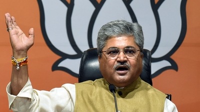 “When the time comes, both will sit together and discuss farmers' issues,” BJP general secretary Dushyant Gautam said. (ANI) “When the time comes, both will sit together and discuss farmers' issues,” BJP general secretary Dushyant Gautam said. (ANI)