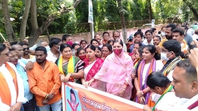 BJP Mahila Morcha protests against Odisha home minister DS Mishra. (Twitter/@BJP4Odisha) BJP Mahila Morcha protests against Odisha home minister DS Mishra. (Twitter/@BJP4Odisha)