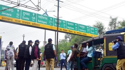CBI probes the death of Dhanbad judge Uttam Anand by re-creating the crime scene with an autorickshaw during the investigation. CBI filed the first charge sheet on Wednesday (ANI)