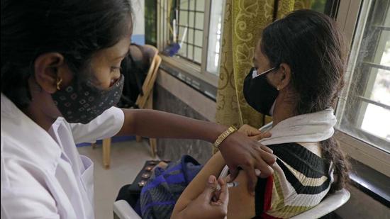 On Wednesday, Pune city reported no new death due to the Covid-19 infection, the Pune Municipal Corporation (PMC) and state health department both reported zero death due to the infection. (HT PHOTO)