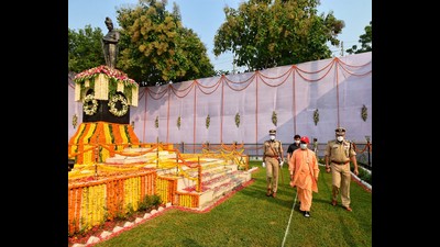 UP CM Yogi Adityanath paid tributes to martyrs on Police Commemoration Day. He said the state government was deeply concerned about the welfare of police personnel . (HT) UP CM Yogi Adityanath paid tributes to martyrs on Police Commemoration Day. He said the state government was deeply concerned about the welfare of police personnel . (HT)