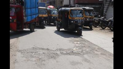 A stretch on the vital Pune Link Road in Kalyan that needs attention from the civic authorities. Forty eight roads in Kalyan, Dombivli have been identified for repair work after citizens complained on toll free number. (RISHIKESH CHOUDHARY/HT PHOTO) A stretch on the vital Pune Link Road in Kalyan that needs attention from the civic authorities. Forty eight roads in Kalyan, Dombivli have been identified for repair work after citizens complained on toll free number. (RISHIKESH CHOUDHARY/HT PHOTO)