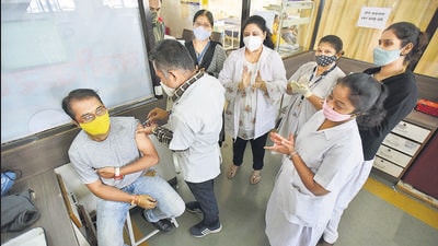 The Pune civic body has been able to administer 4.94 million Covid doses, of which 3,153,205 people received a first dose and 1,788,745 have taken both doses. The PMC has decided start vaccination drives in housing societies, an announcement for which was made by the civic body on Wednesday. (HT PHOTO) The Pune civic body has been able to administer 4.94 million Covid doses, of which 3,153,205 people received a first dose and 1,788,745 have taken both doses. The PMC has decided start vaccination drives in housing societies, an announcement for which was made by the civic body on Wednesday. (HT PHOTO)