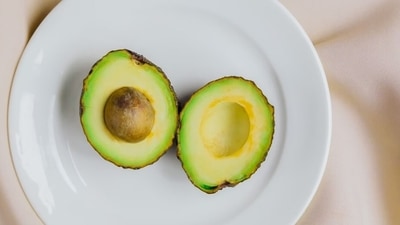 Diet: Menon says one should focus on forming healthy habits for life instead of 'dieting'. She suggests practicing portion control even while eating healthy foods and creating a healthy and long-term diet plan. "Avoid empty calories, but treat yourself once in a while," she says. (Unsplash) Diet: Menon says one should focus on forming healthy habits for life instead of 'dieting'. She suggests practicing portion control even while eating healthy foods and creating a healthy and long-term diet plan. "Avoid empty calories, but treat yourself once in a while," she says. (Unsplash)
